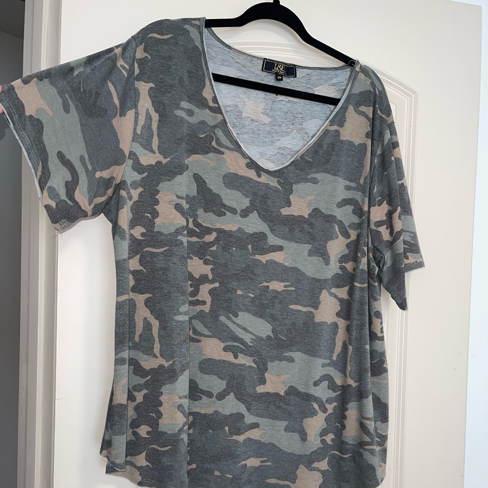 Camo Tee